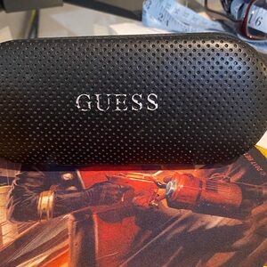 Guess eye glass case good condition